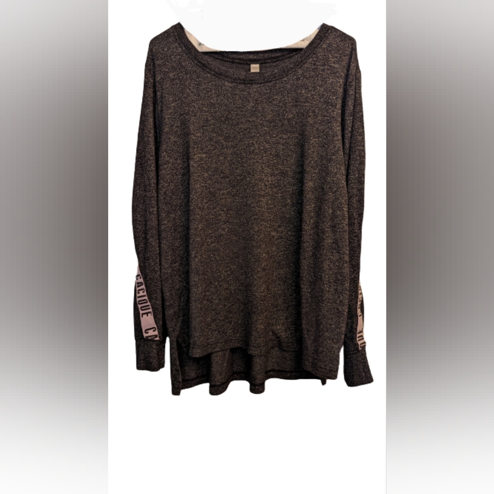 EUC Sleep by Cacique grey/blk marled long sleeve crew neck side slits hi-low
